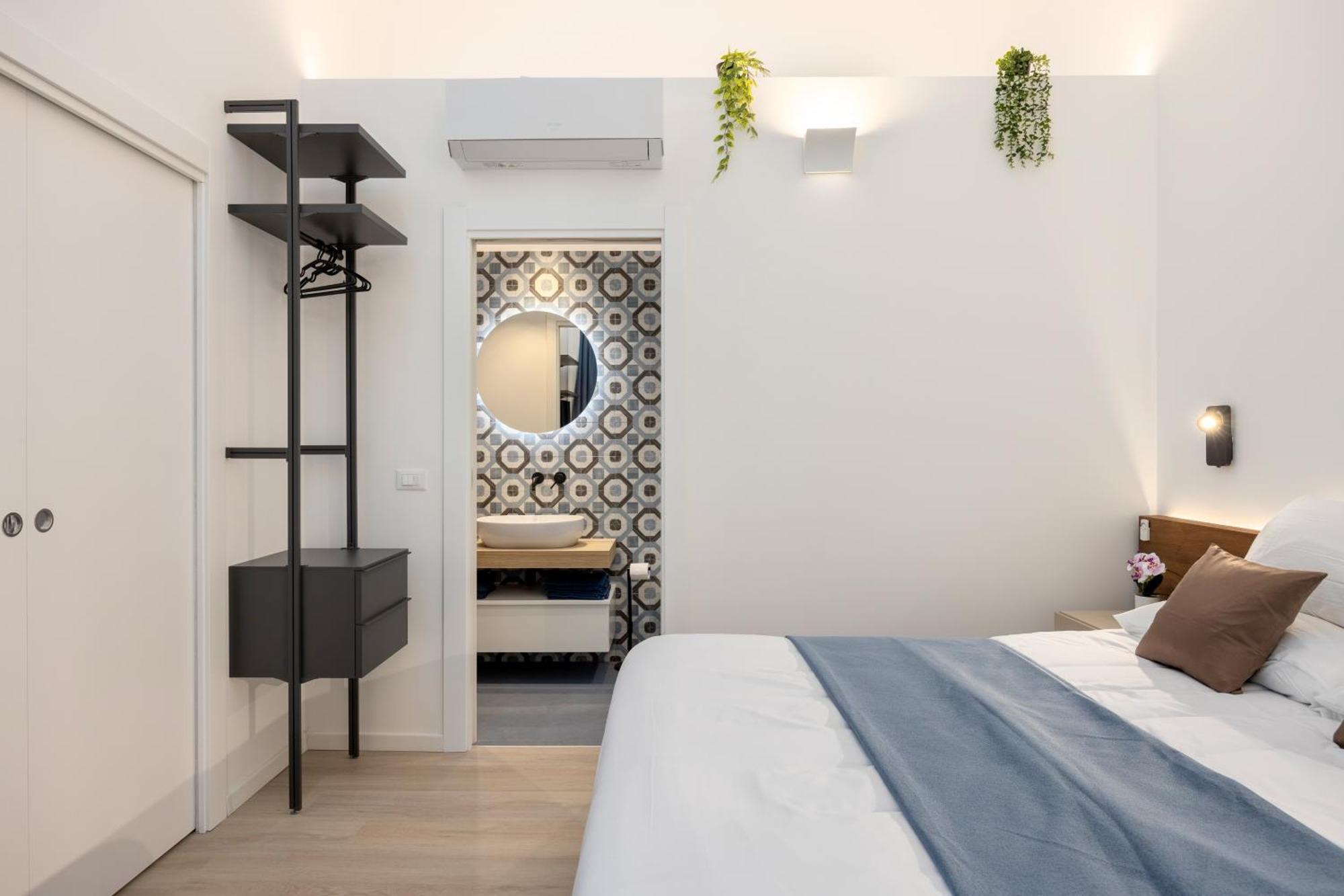 Roccella Apartments Palermo Bagian luar foto